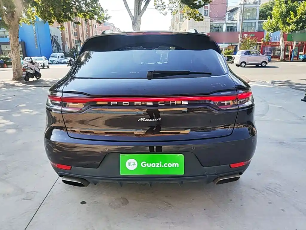 Porsche Macan — миниатюра 6