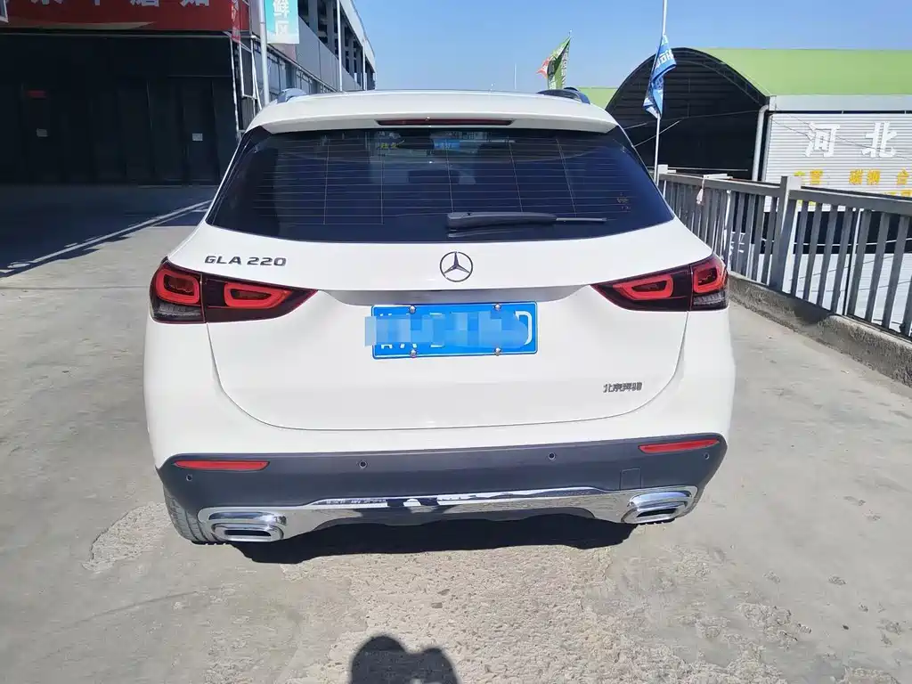 Mercedes-Benz GLA — миниатюра 5