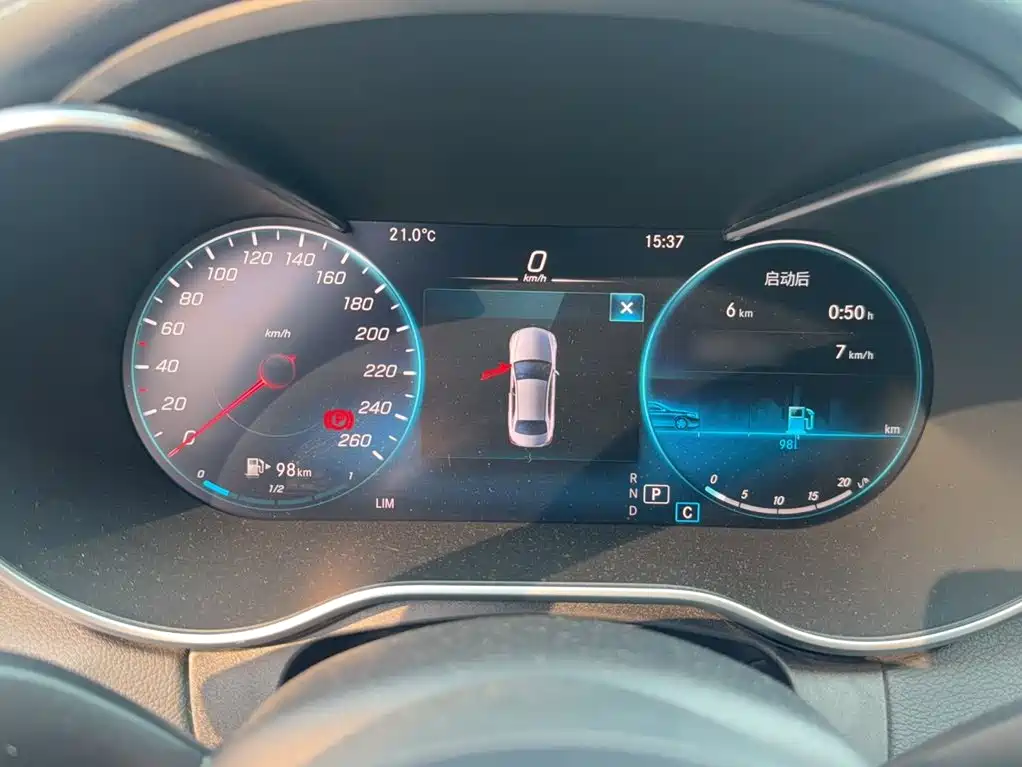 Mercedes-Benz C-Class — миниатюра 4