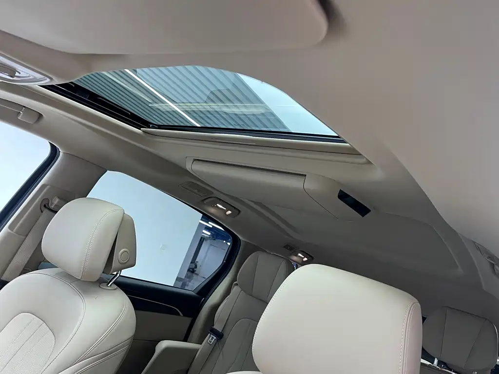 Buick GL8 Hybrid — миниатюра 14