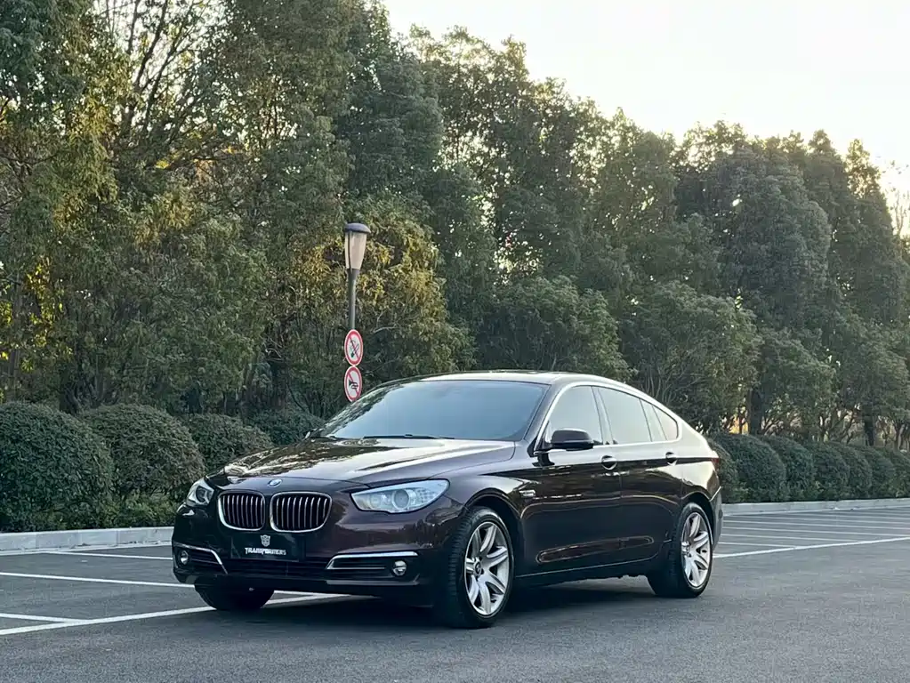 BMW 5 Series GT 2015