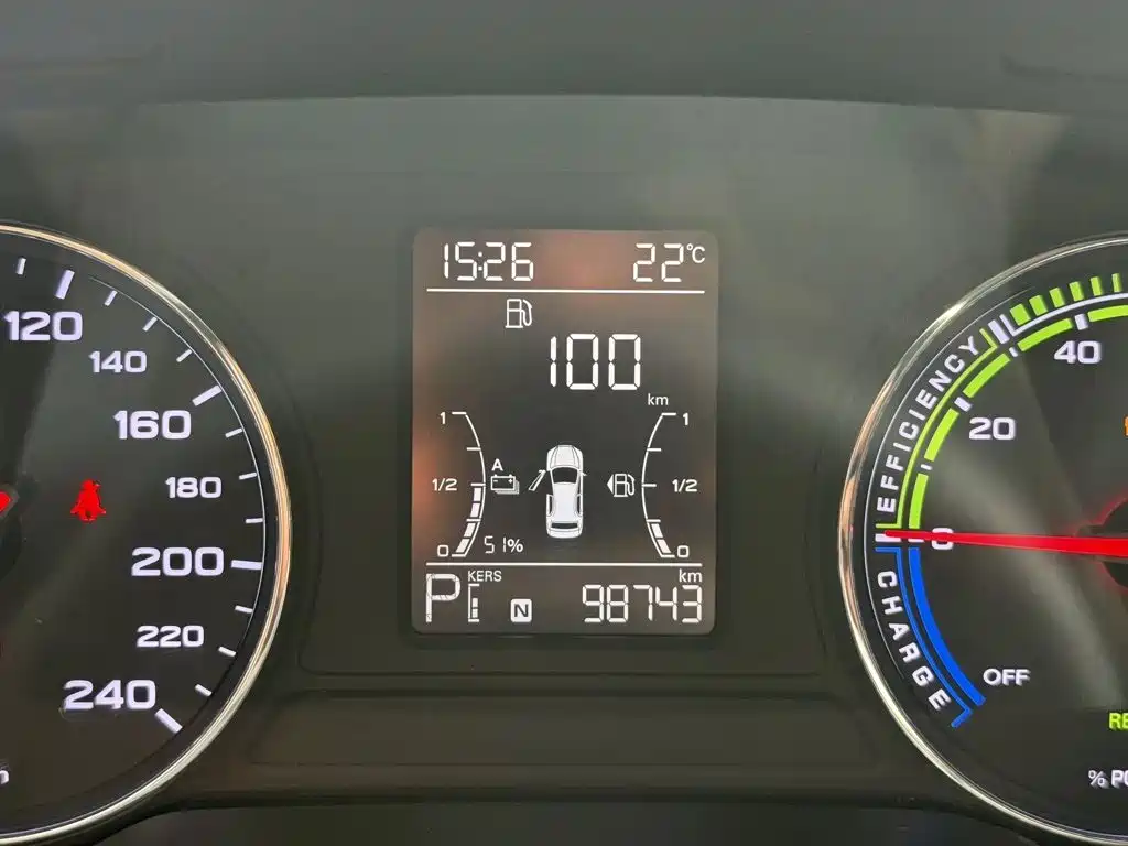 Roewe i6 MAX New Energy — миниатюра 17
