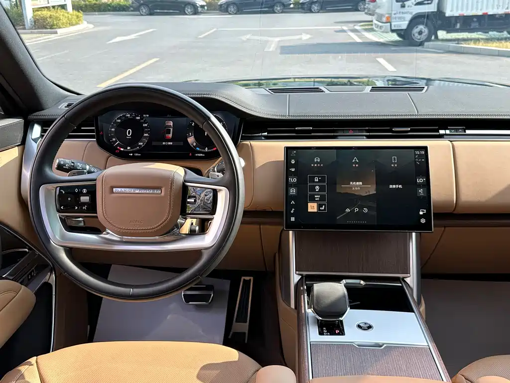 Land Rover Range Rover — миниатюра 8