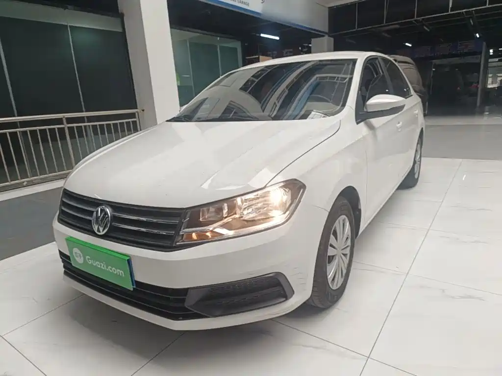 Volkswagen Santana — миниатюра 2