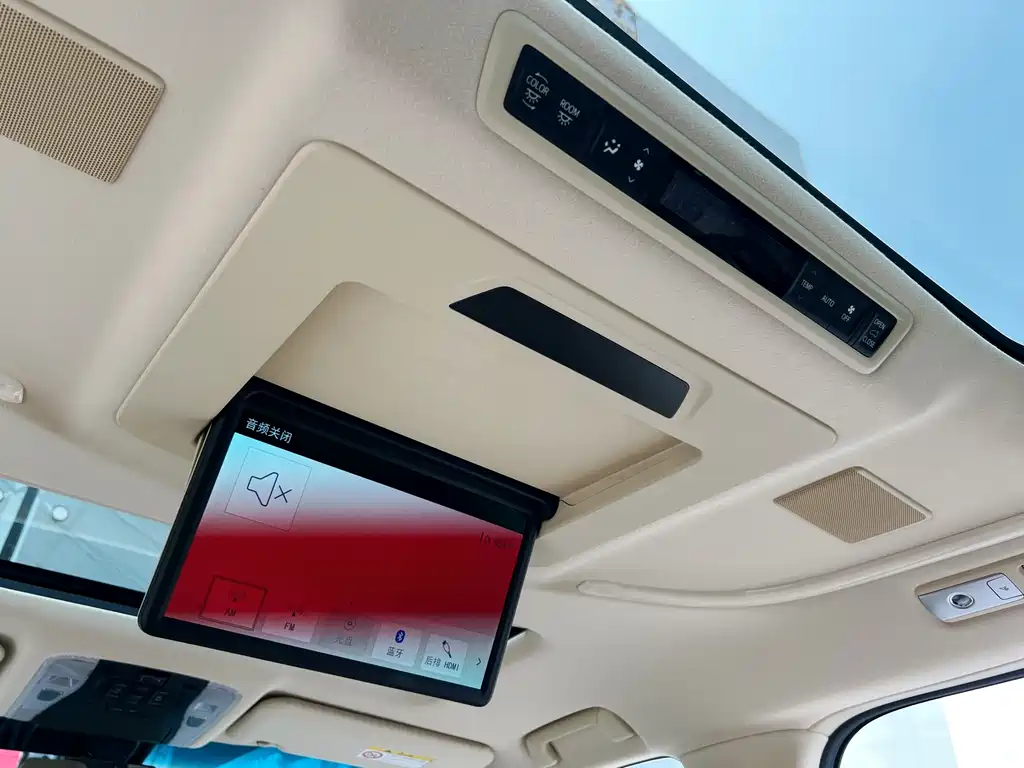 Toyota Alphard — фотографии объявления, Фото 20