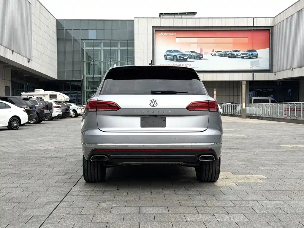 Volkswagen Touareg — миниатюра 9