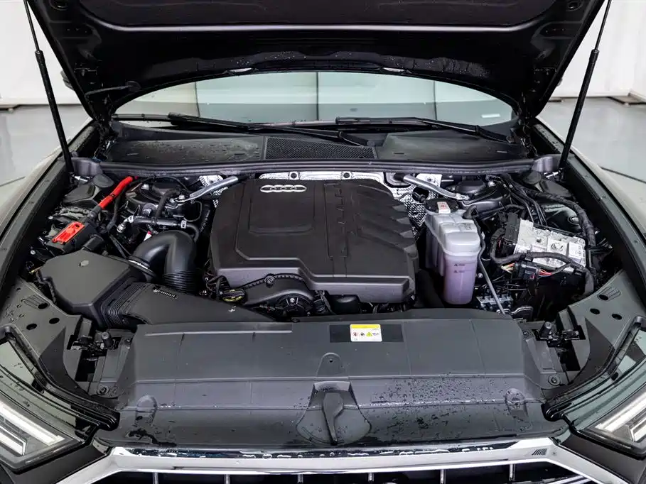 Audi A6L 2024 45 TFSI
