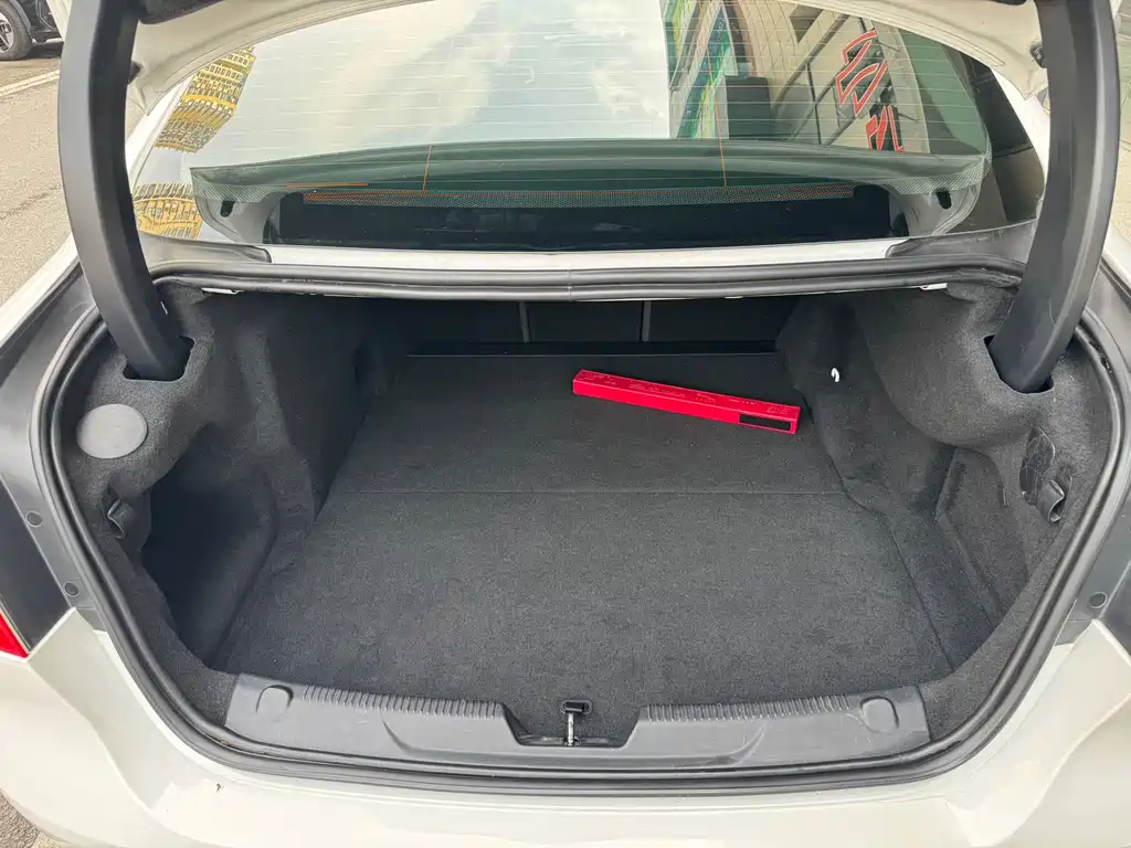 Jaguar XEL 2.0T 250PS Premium Edition, фото 15