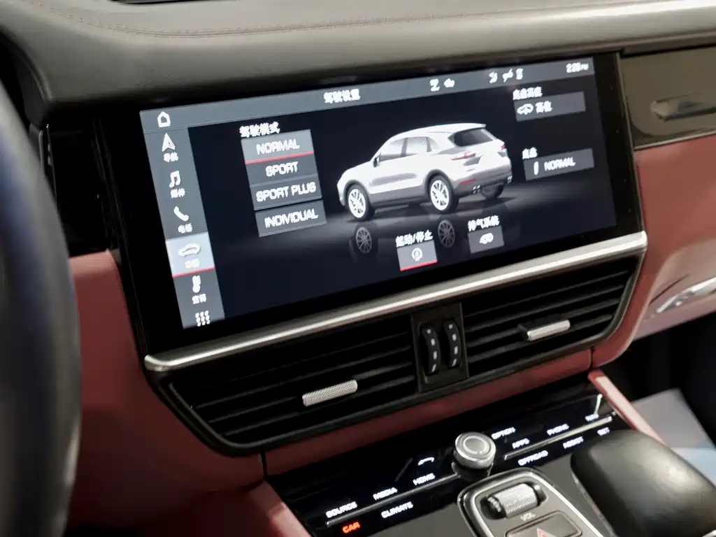 Porsche Cayenne — миниатюра 9
