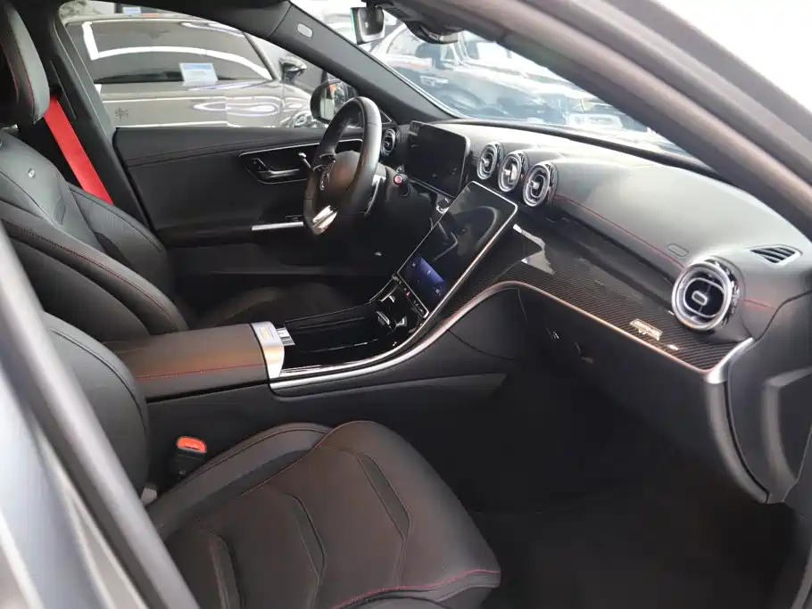 Mercedes-Benz C-Class AMG — миниатюра 11