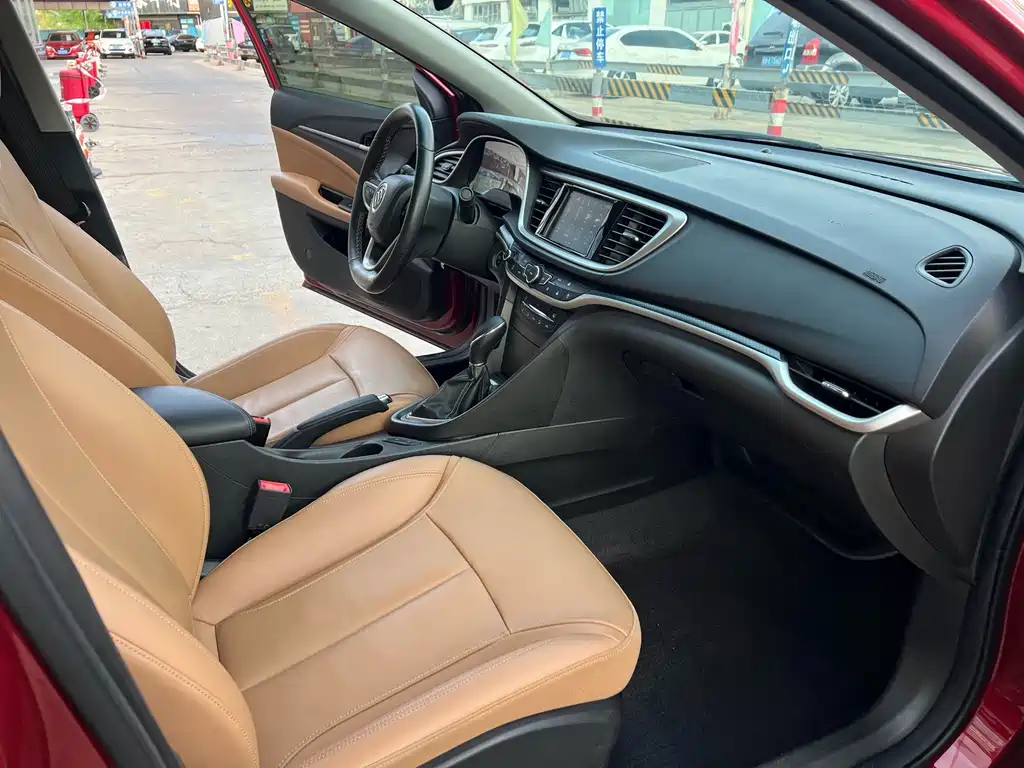 Buick Excelle — миниатюра 11