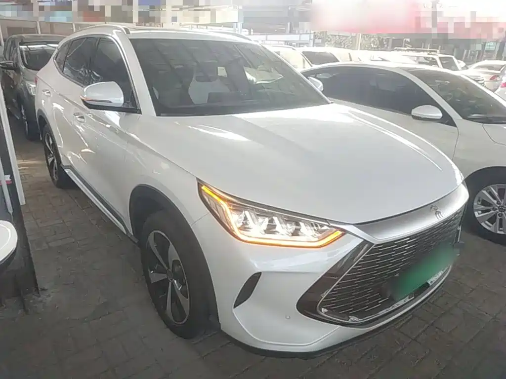 BYD PLUS New Energy — миниатюра 4