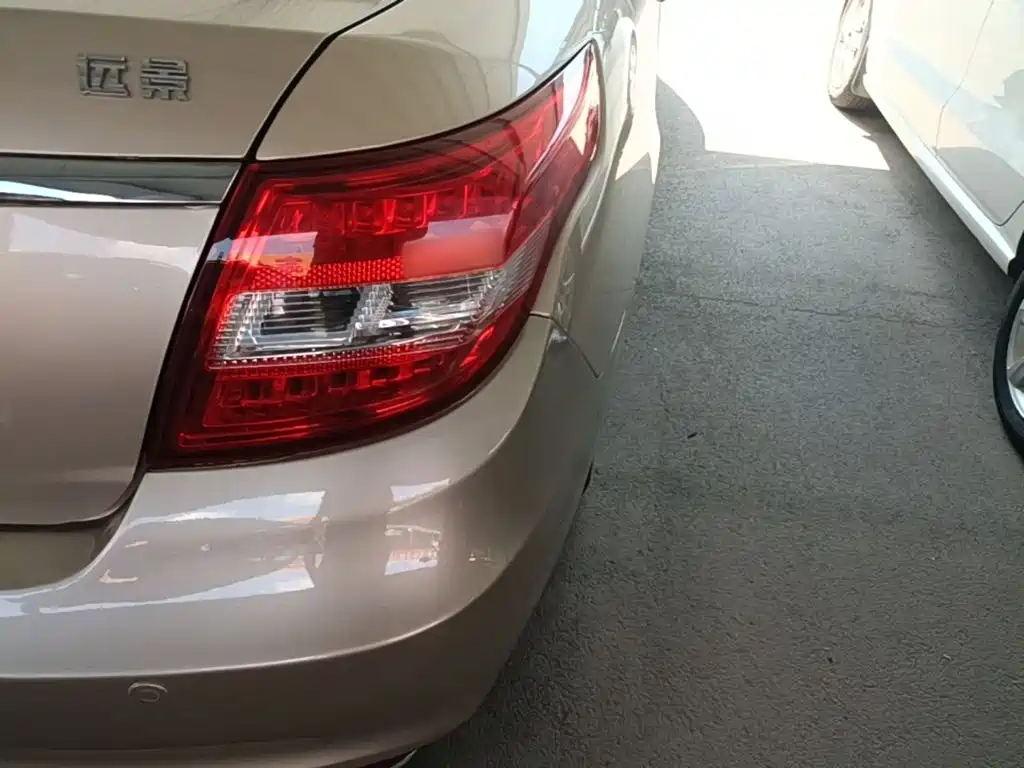 Geely Vision — миниатюра 8