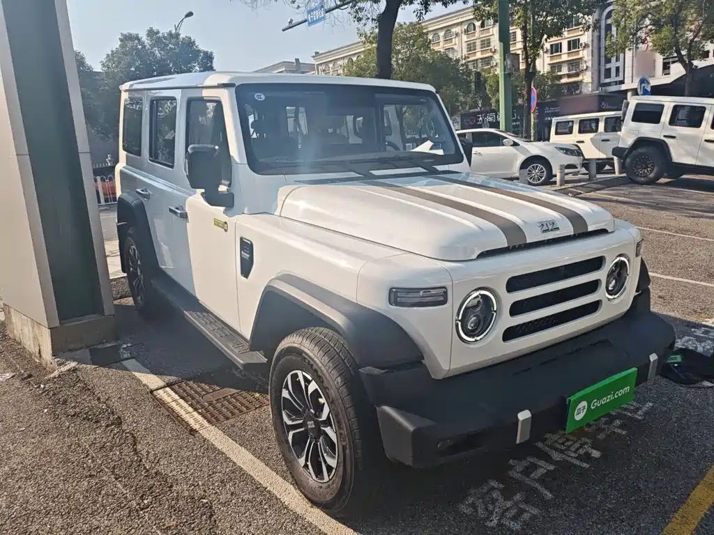 212 212 T01 — миниатюра 6