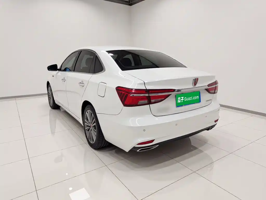 Roewe i6 Classic — миниатюра 4