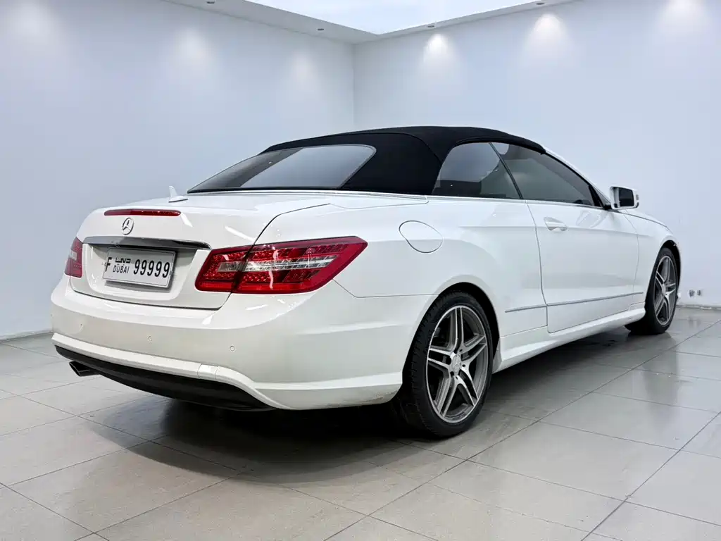 Mercedes-Benz E-Class (Import) — миниатюра 4
