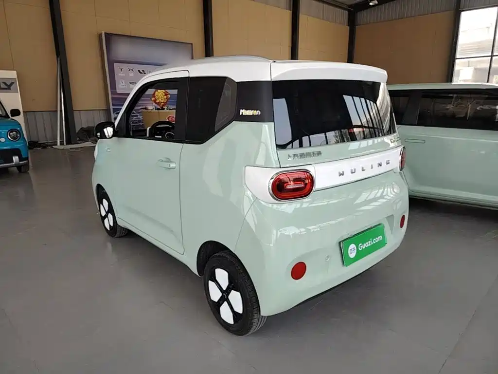 Wuling MINIEV — миниатюра 5