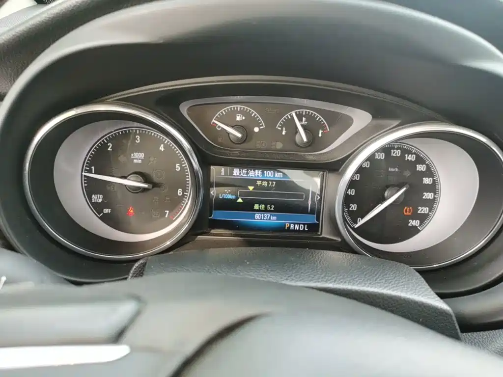 Buick Envision Plus — миниатюра 12