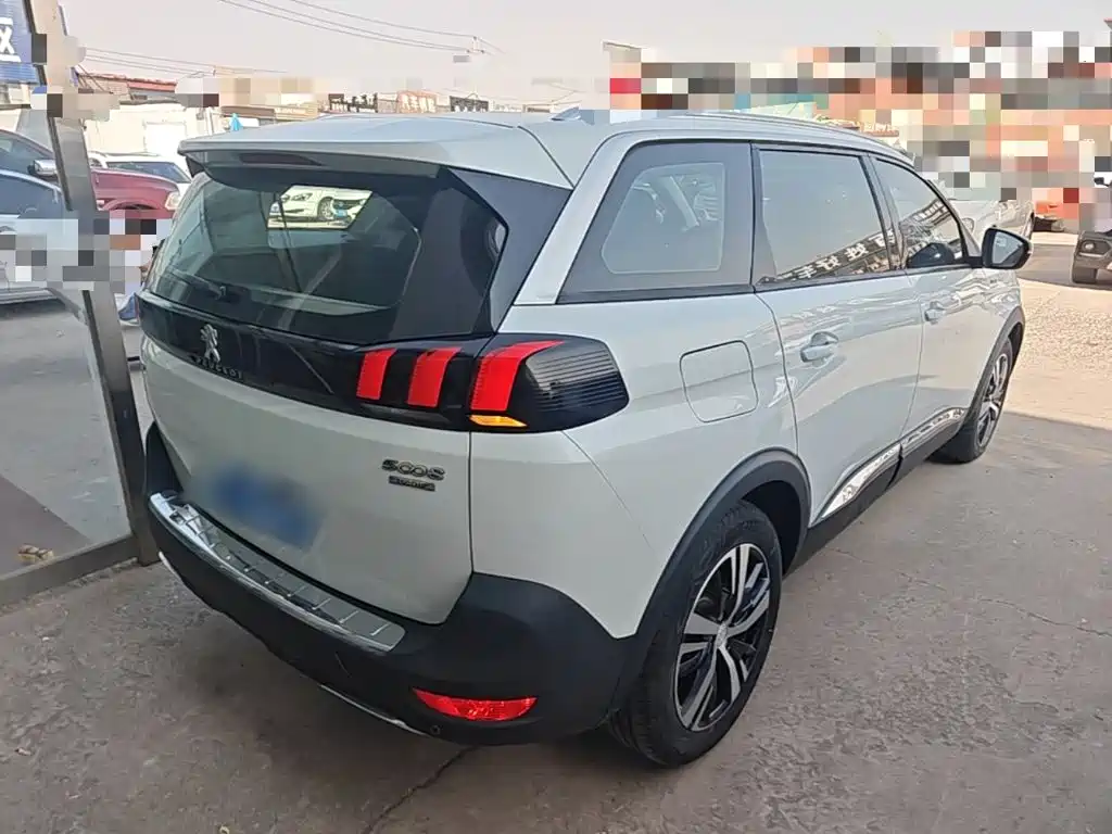 Peugeot 5008 — миниатюра 7