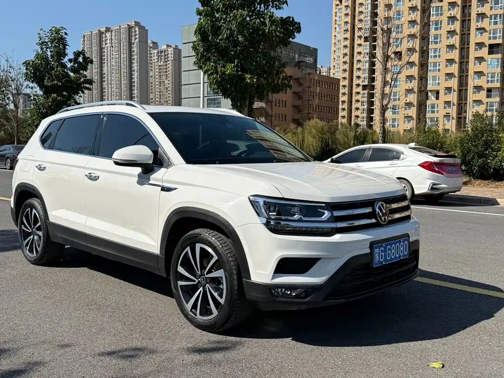 Volkswagen Tharu — миниатюра 3