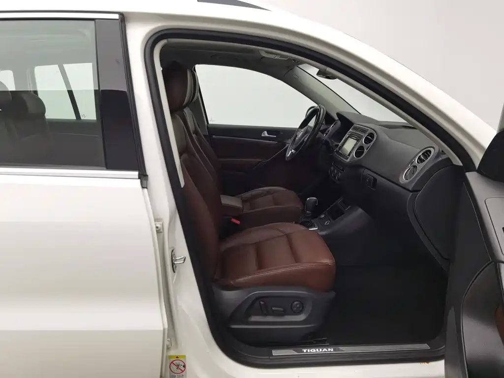Volkswagen Tiguan — миниатюра 23