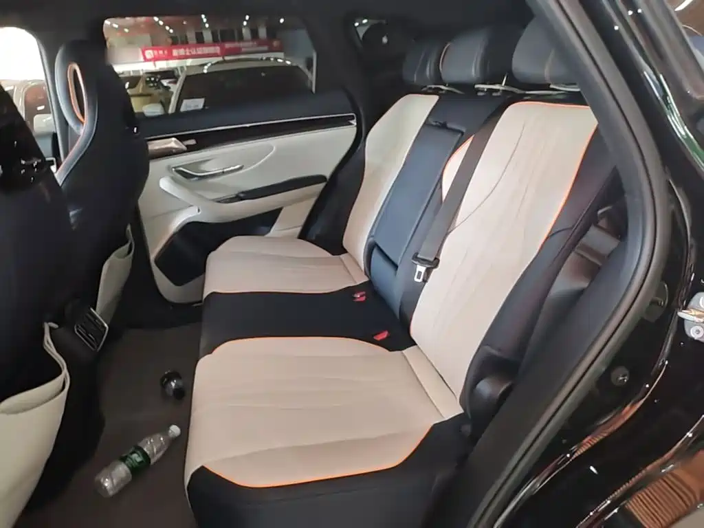 BYD PLUS New Energy — миниатюра 17