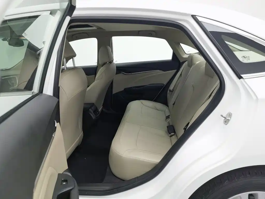 Buick Excelle — миниатюра 15