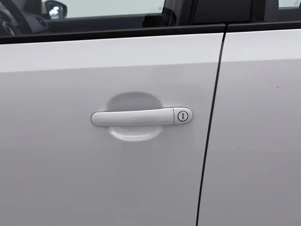 Volkswagen Polo — миниатюра 18