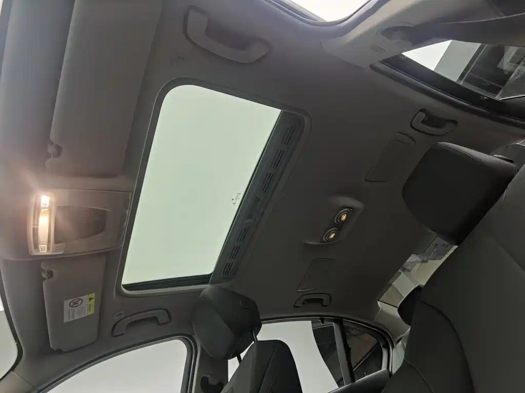 BMW 3 Series — миниатюра 14