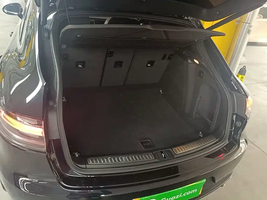 Porsche Macan — миниатюра 19