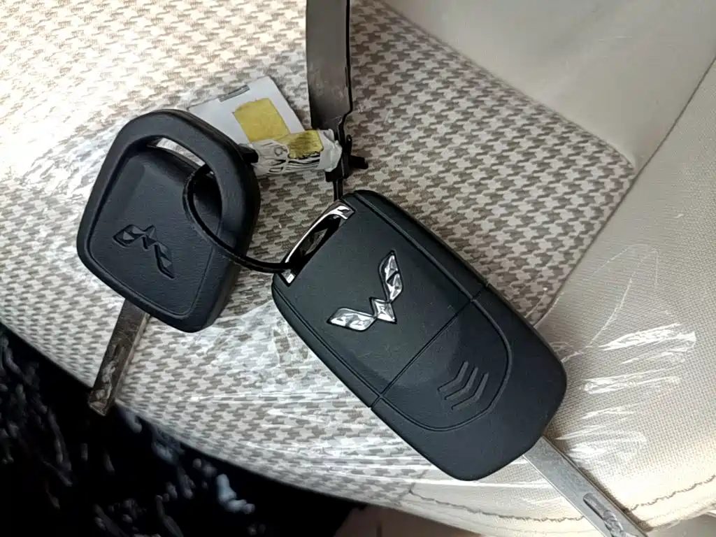 Wuling MINIEV — миниатюра 9