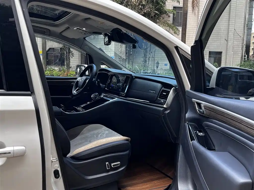 GAC Motor Trumpchi M8 — миниатюра 20