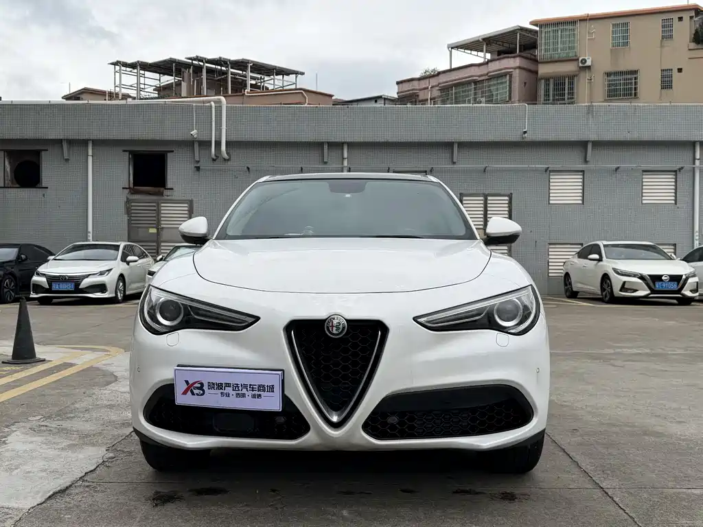 ALFA ROMEO STELVIO