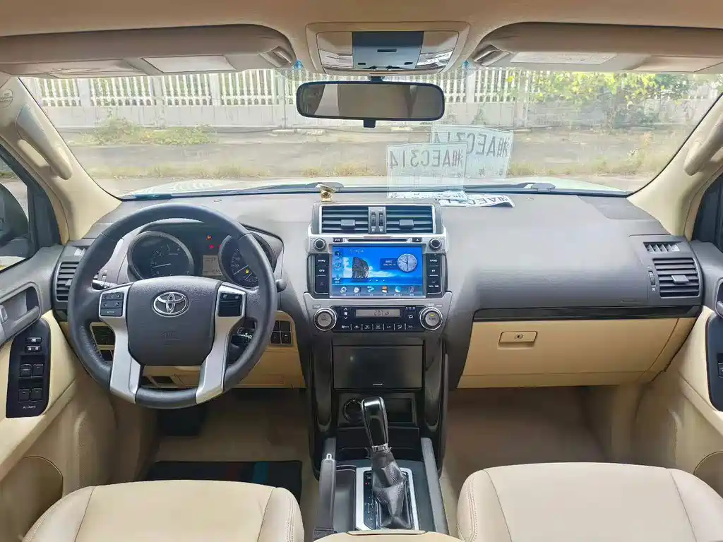 Toyota Prado (Import) — миниатюра 5
