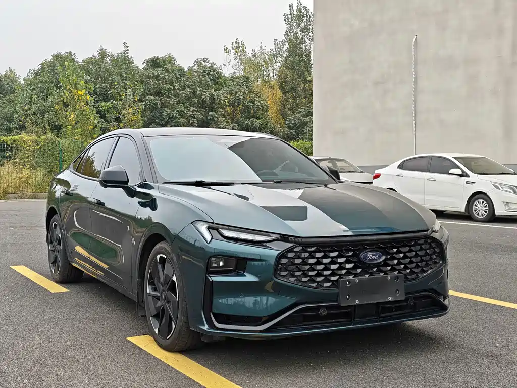 Ford Mondeo — миниатюра 2