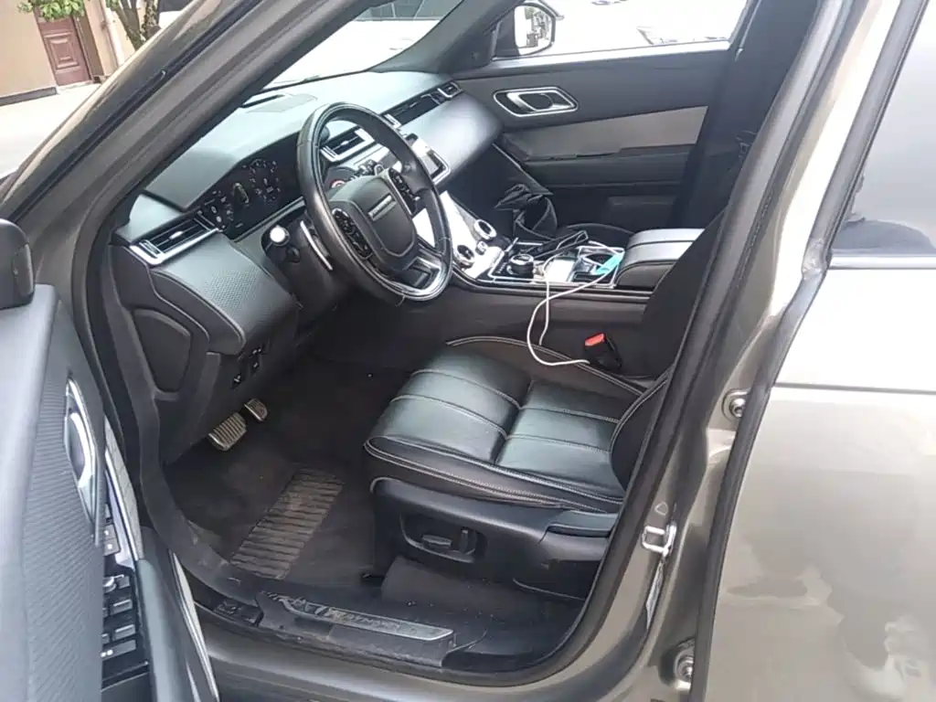 Land Rover Velar — миниатюра 15