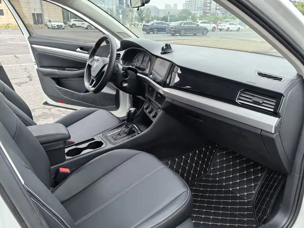 Volkswagen Bora — миниатюра 13