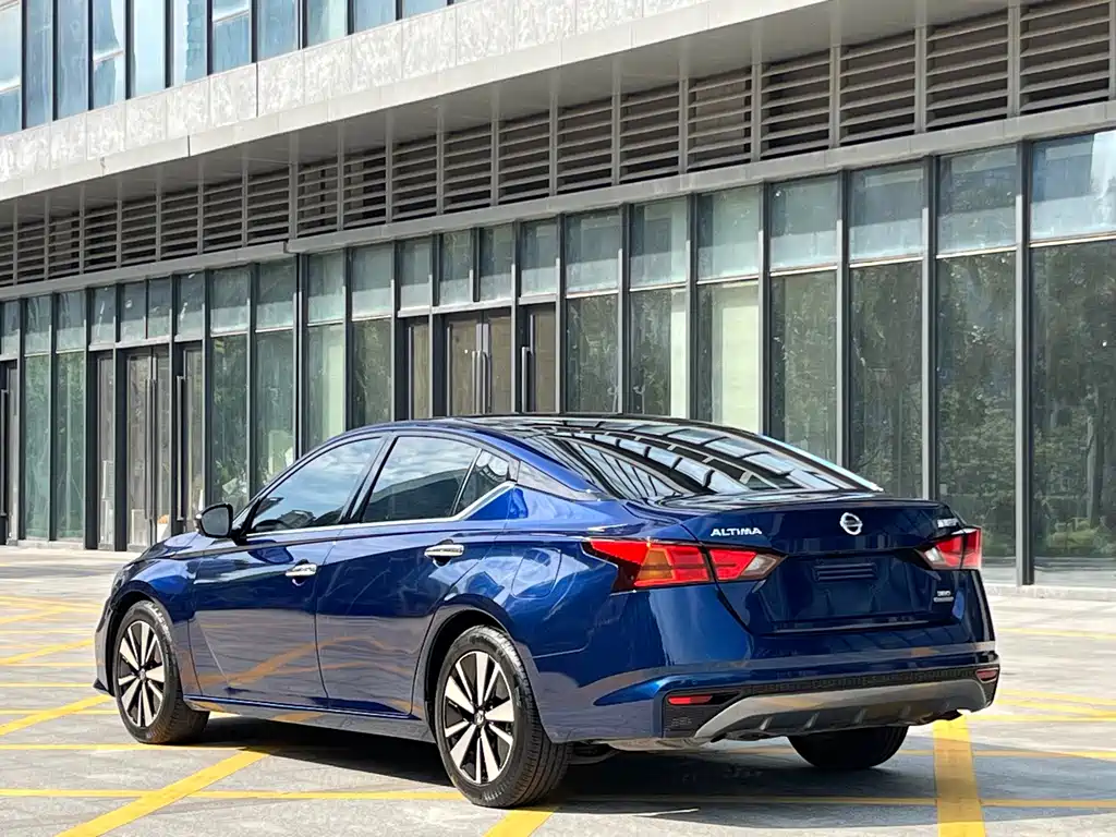 Nissan Teana — миниатюра 4