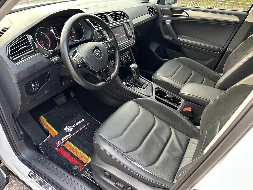 Volkswagen Tiguan L — миниатюра 4