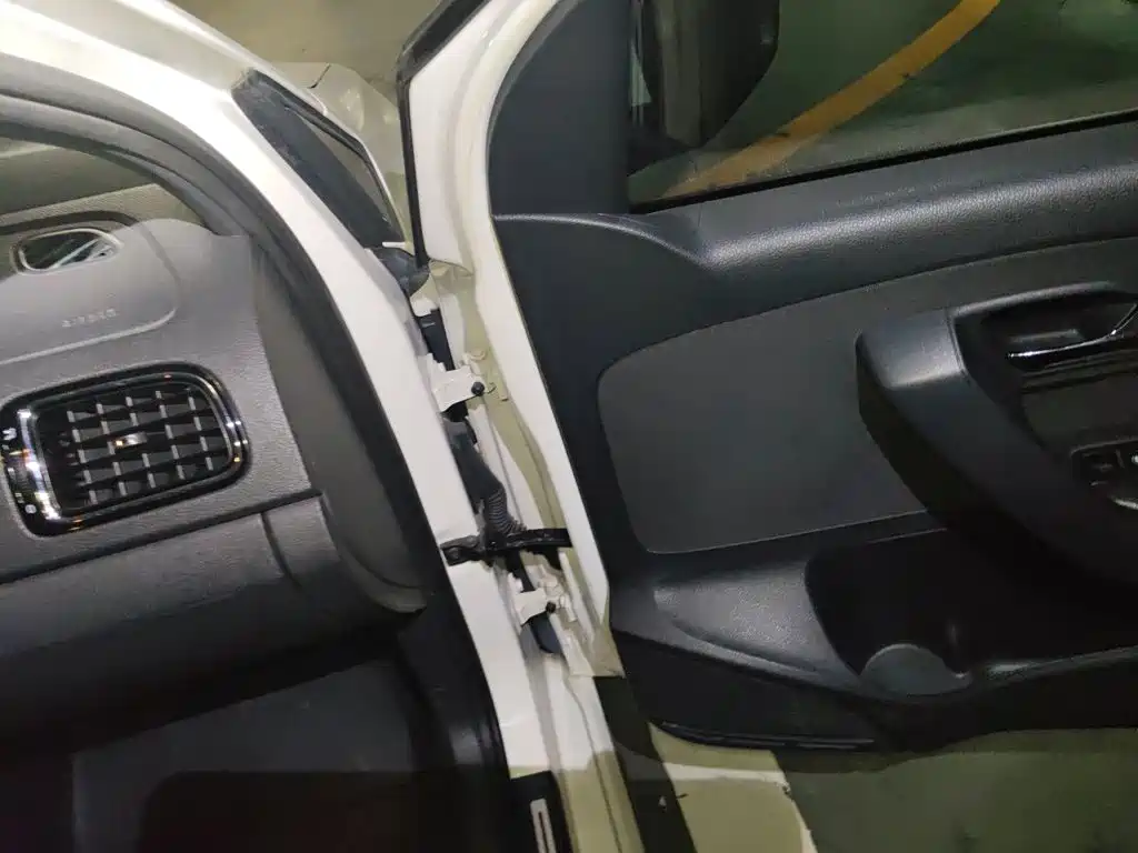 Volkswagen Polo — миниатюра 18