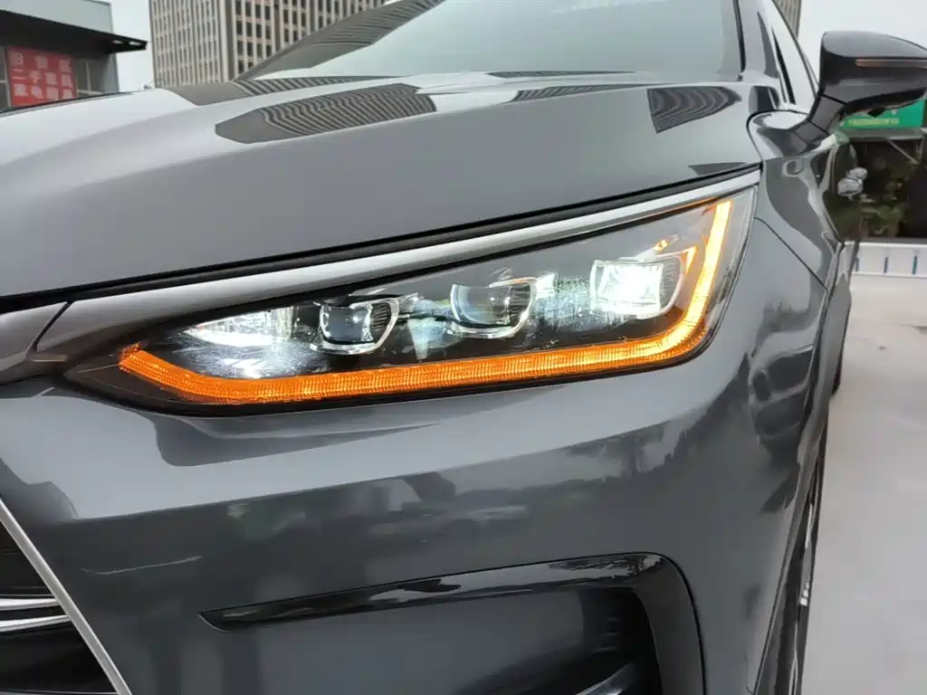 BYD Tang New Energy — миниатюра 24