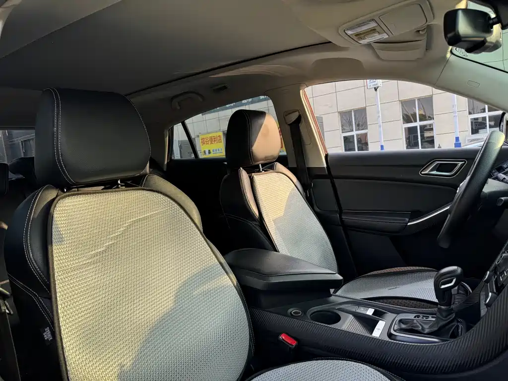 JIANGLING YUSHENG S330