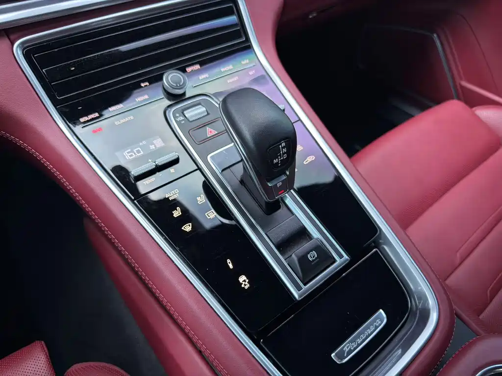 Porsche Panamera — миниатюра 13