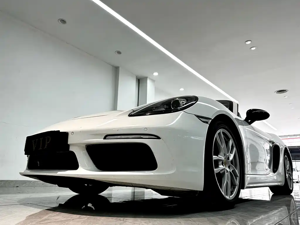 Porsche 718 2017