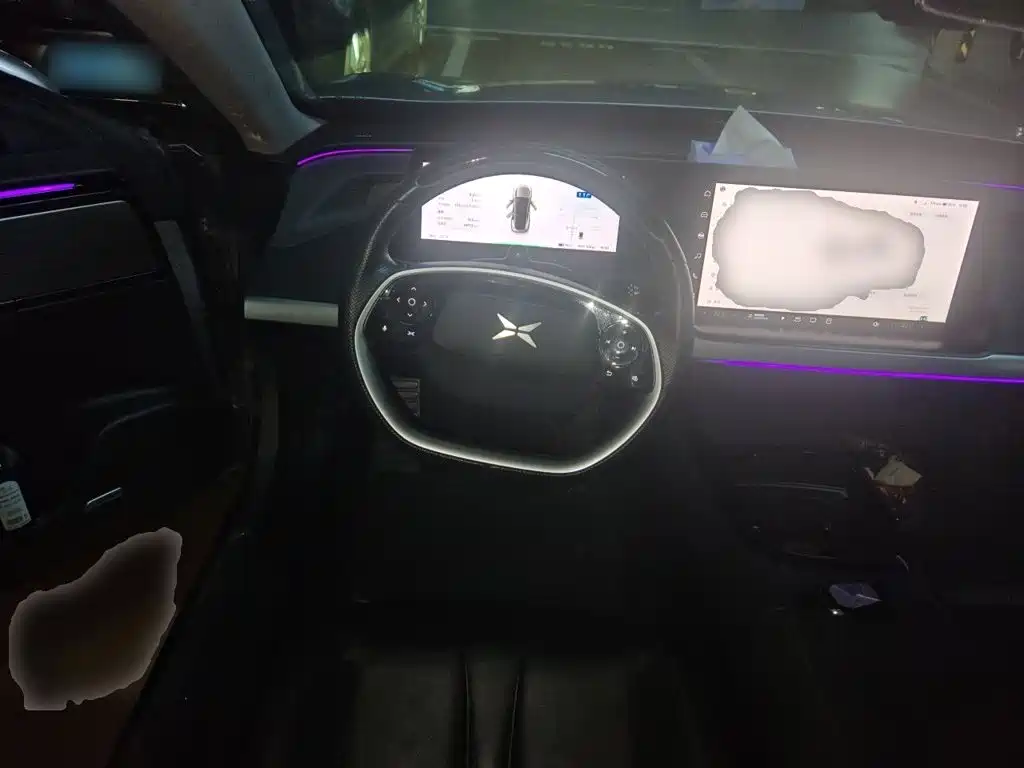 XPeng P7 — миниатюра 6