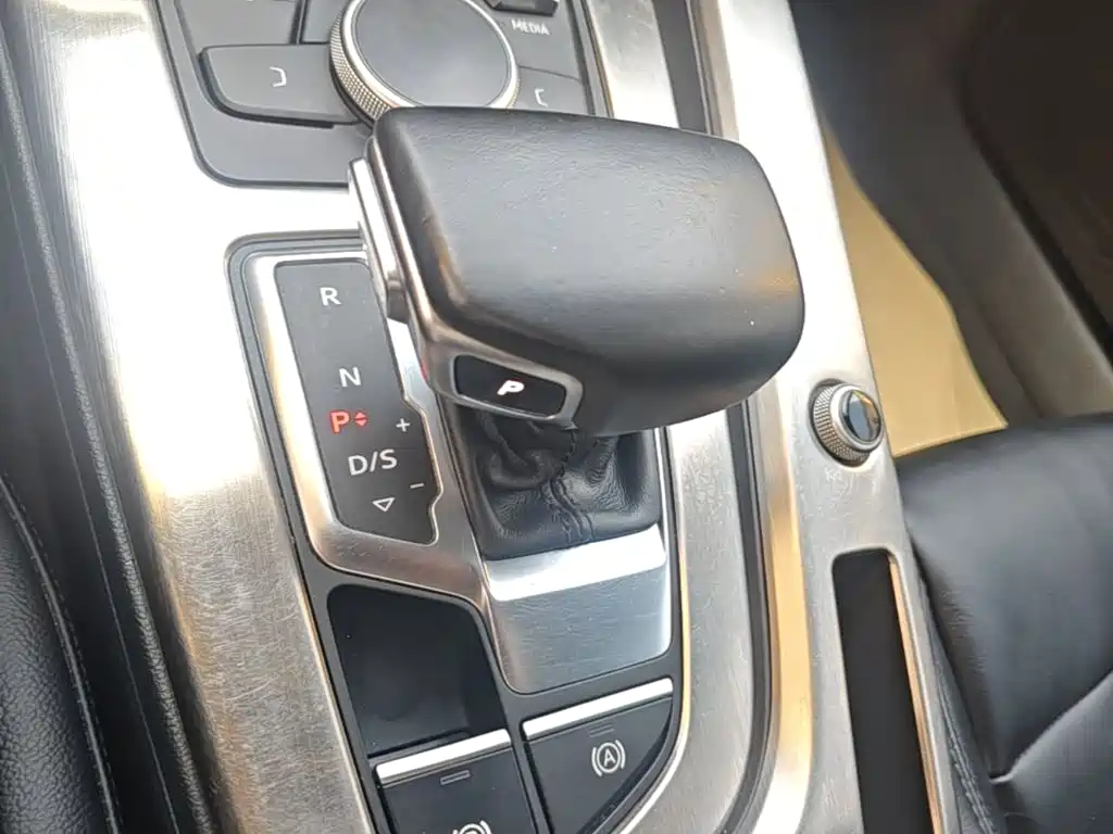 Audi A4L — миниатюра 14