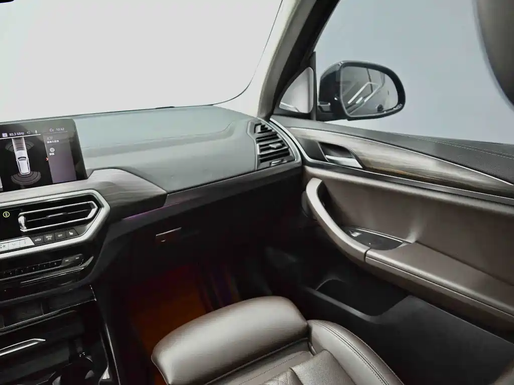 BMW X3 — миниатюра 26
