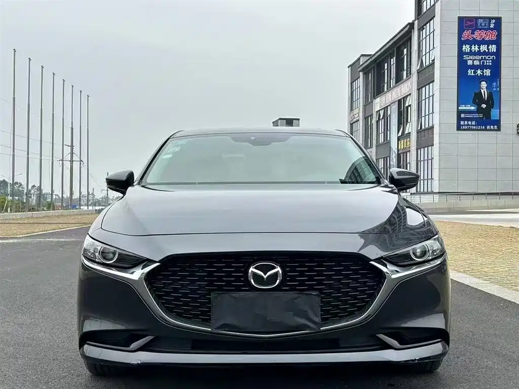 MAZDA 3 ANGKESAILA