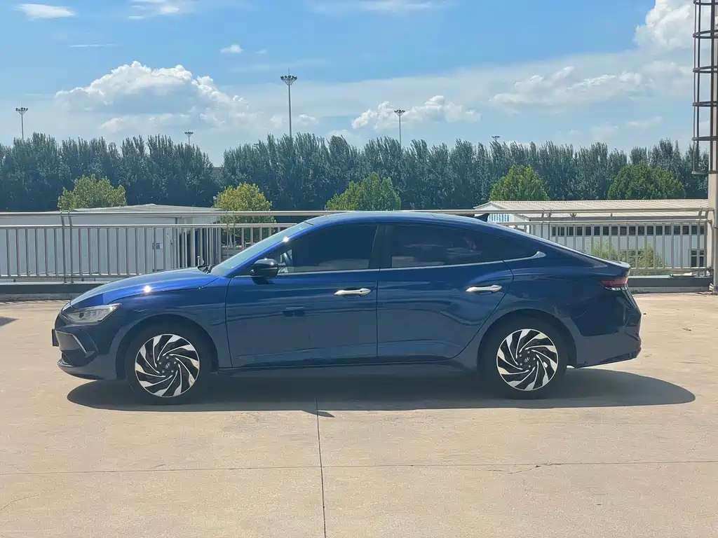 Hyundai Fista EV — миниатюра 7