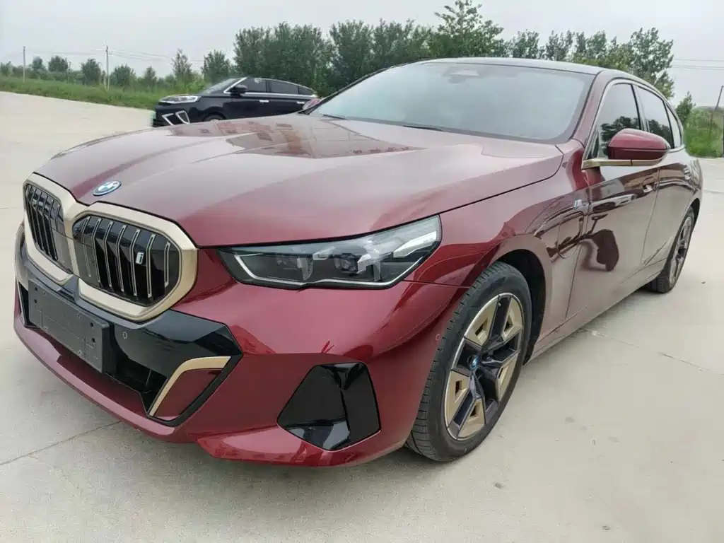 BMW i5 2024